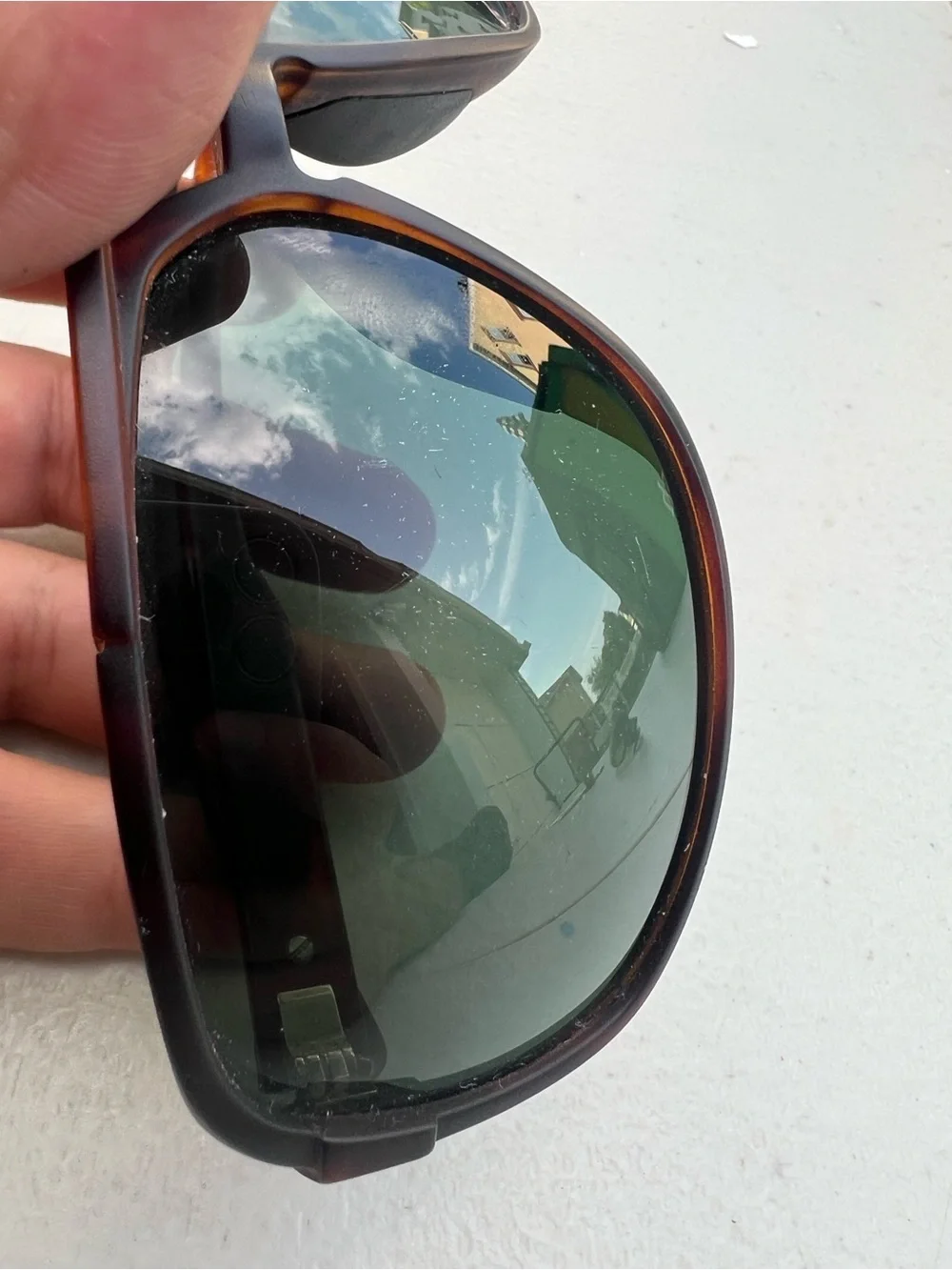 VonZipper Decco Sunglasses Tortoise Frame Green Lens Vintage Square Aviator Men